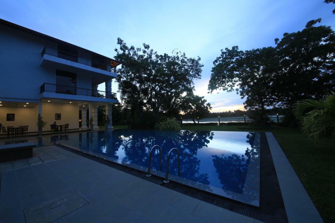 Diya Dahara Lake Resort Yala Exterior photo